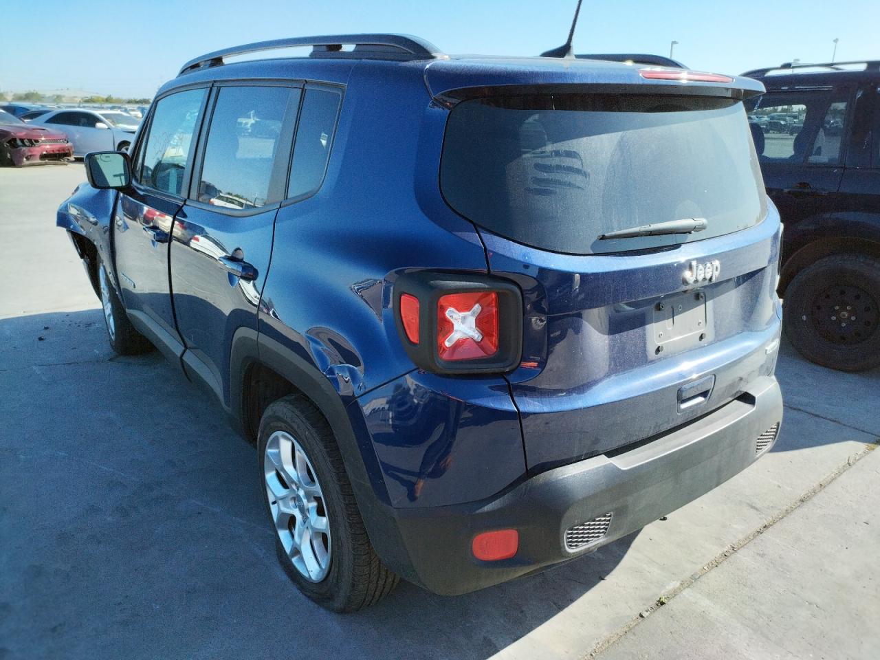 Photo 3 from auction – 2018 JEEP RENEGADE L with VIN ZACCJABB4JPJ59286