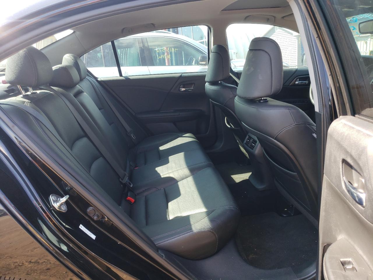 Photo 6 from auction – 2014 HONDA ACCORD EXL with VIN 1HGCR2F83EA126867