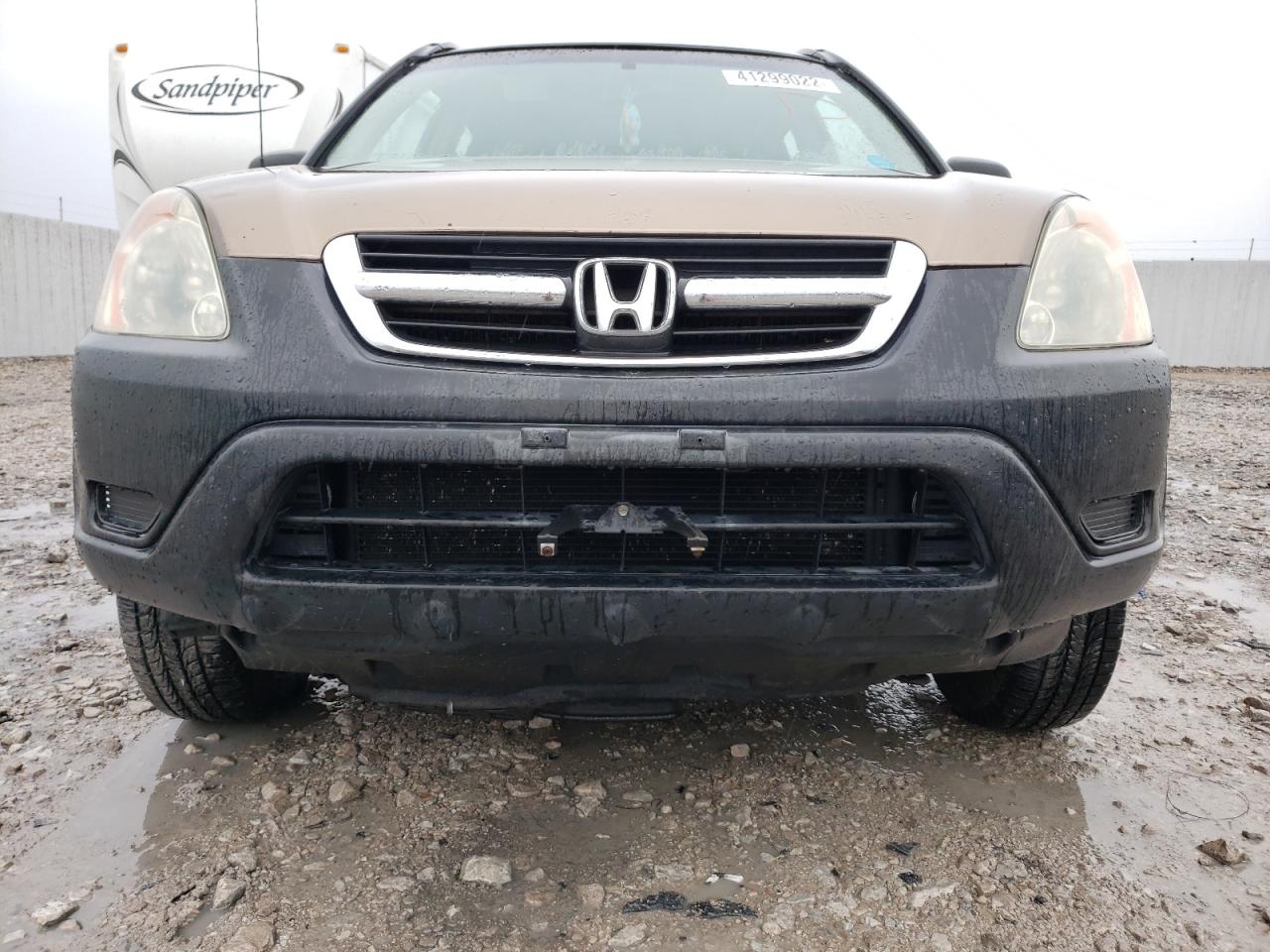 Photo 9 from auction – 2002 HONDA CR-V LX with VIN JHLRD78432C046860