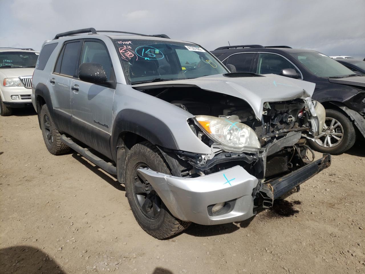 TOYOTA 4RUNNER SR 2006 with VIN JTEBT14R768033095 - Photo from auction