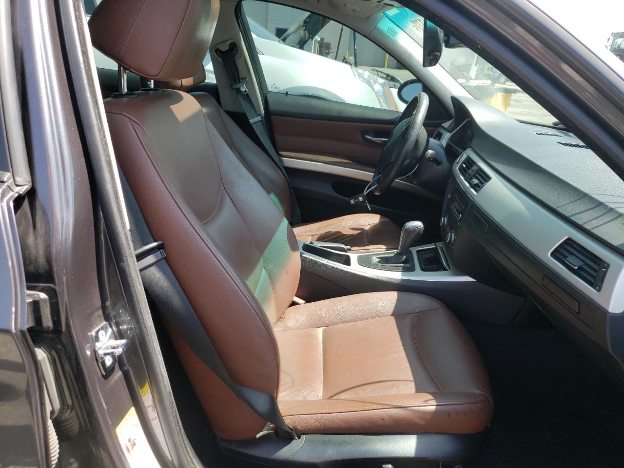 Photo 5 from auction – 2008 BMW 328 I SULE with VIN WBAVC53548FZ88925
