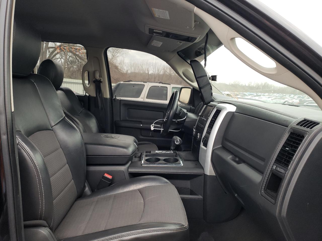 Photo 5 from auction – 2011 DODGE RAM 1500 with VIN 1D7RV1GT2BS605472