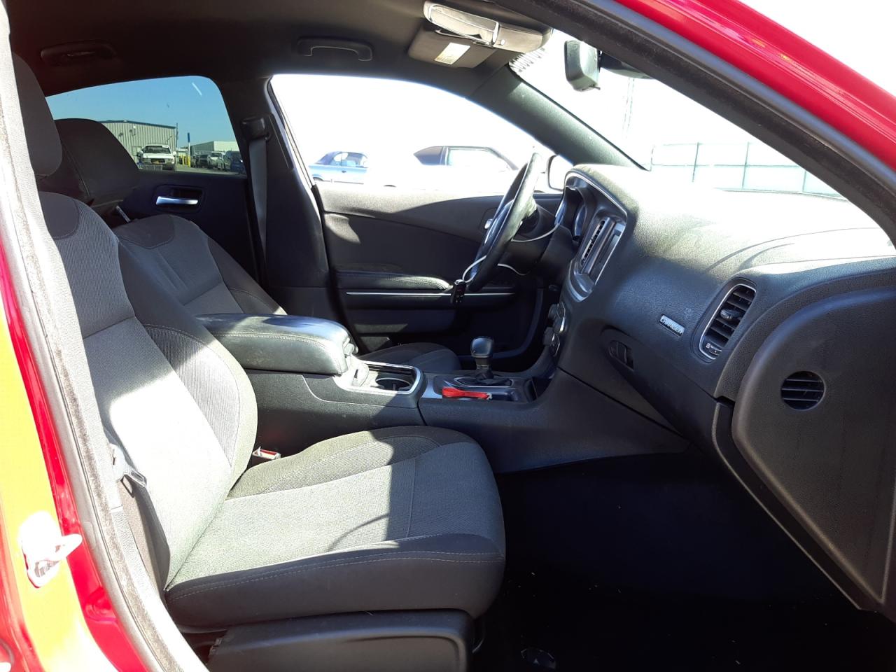 Photo 5 from auction – 2015 DODGE CHARGER SE with VIN 2C3CDXBG4FH771915
