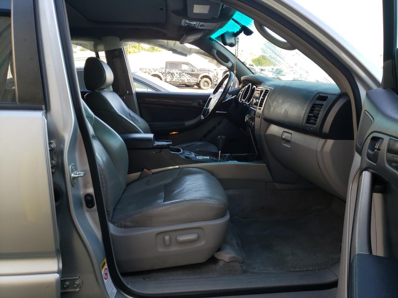 Photo 5 from auction – 2003 TOYOTA 4RUNNER LI with VIN JTEBT17R130008361