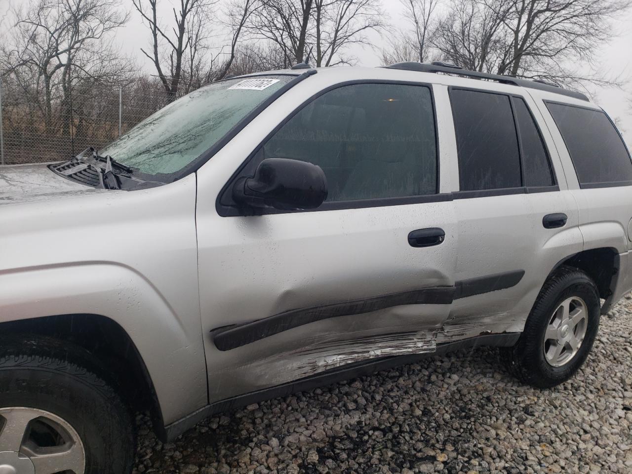 Photo 9 from auction – 2005 CHEVROLET TRAILBLAZE with VIN 1GNDT13S552143430