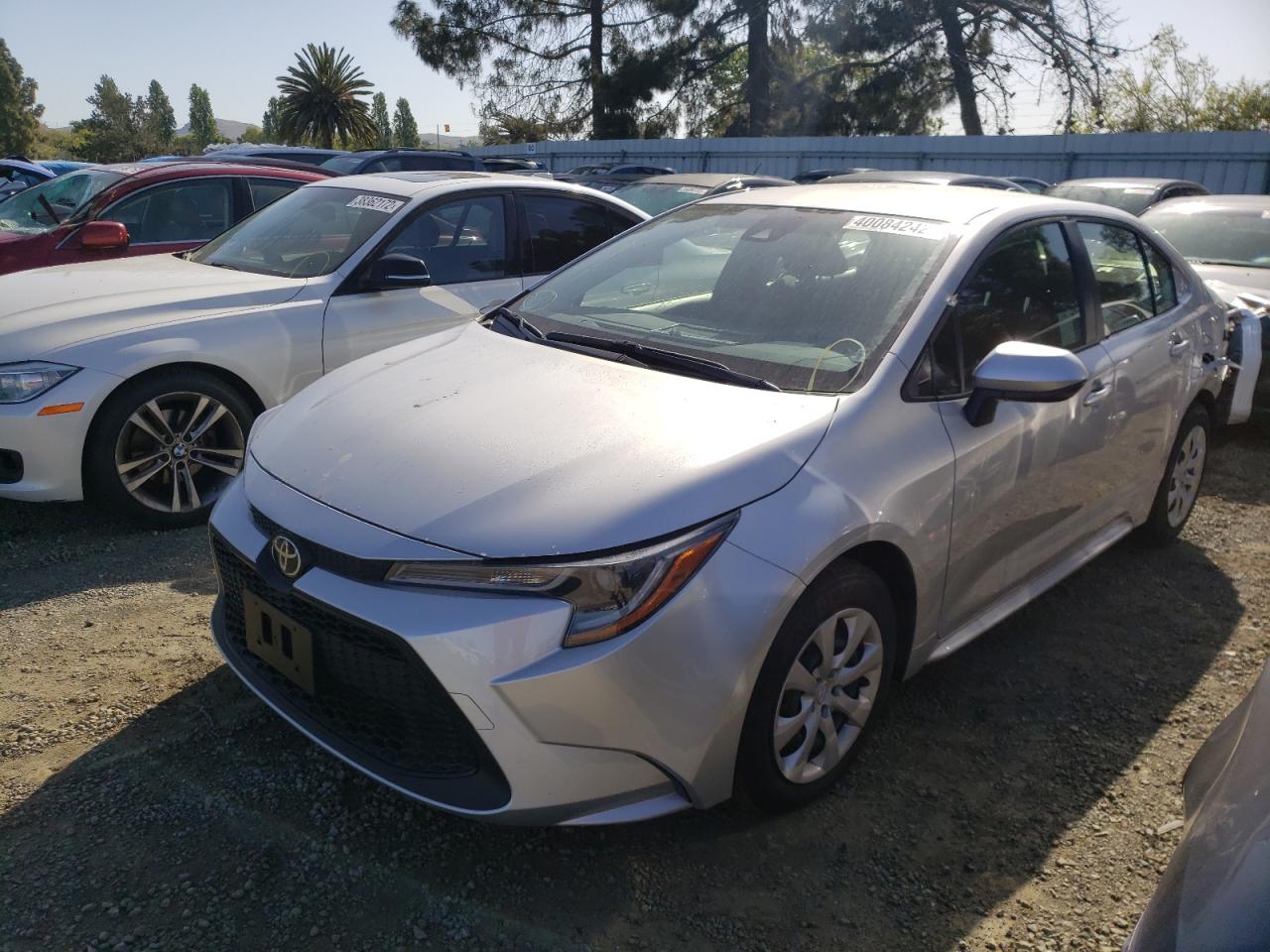 Photo 2 from auction – 2022 TOYOTA COROLLA LE with VIN JTDEPMAE6N3000707