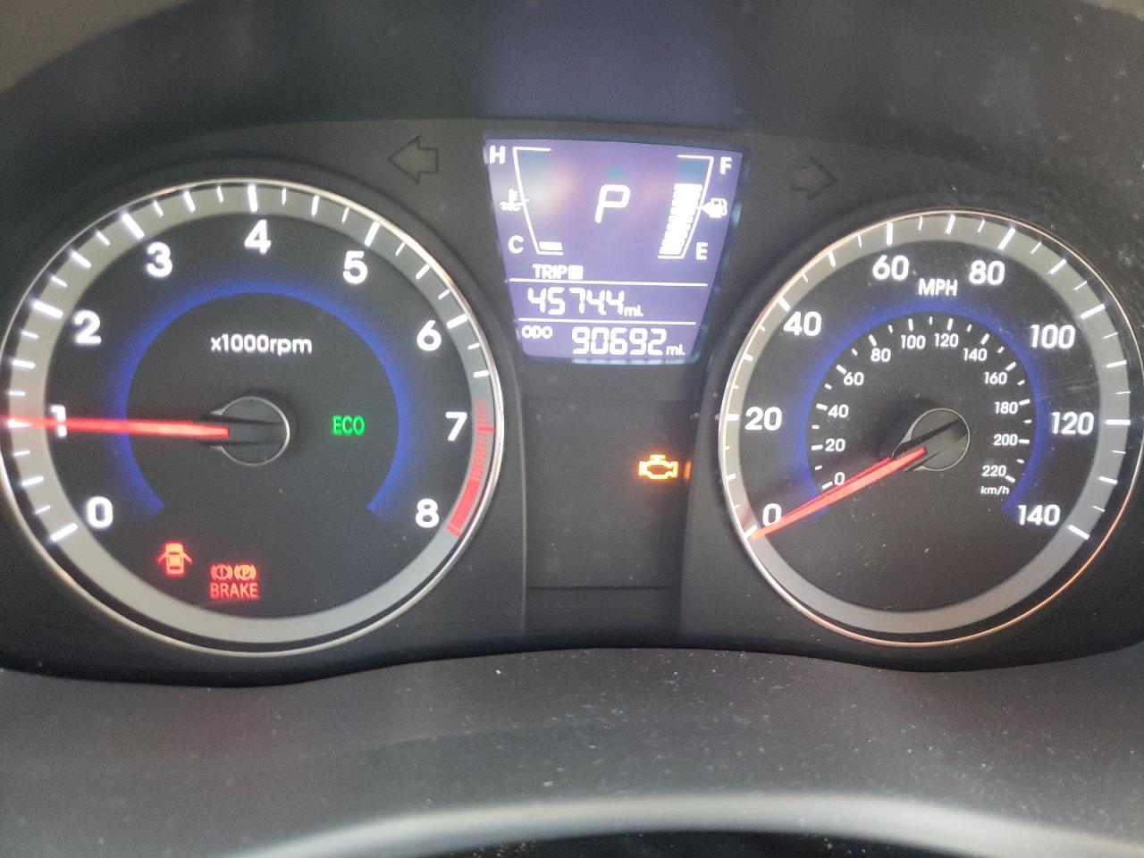 Photo 8 from auction – 2013 HYUNDAI ACCENT GLS with VIN KMHCT4AE0DU560729