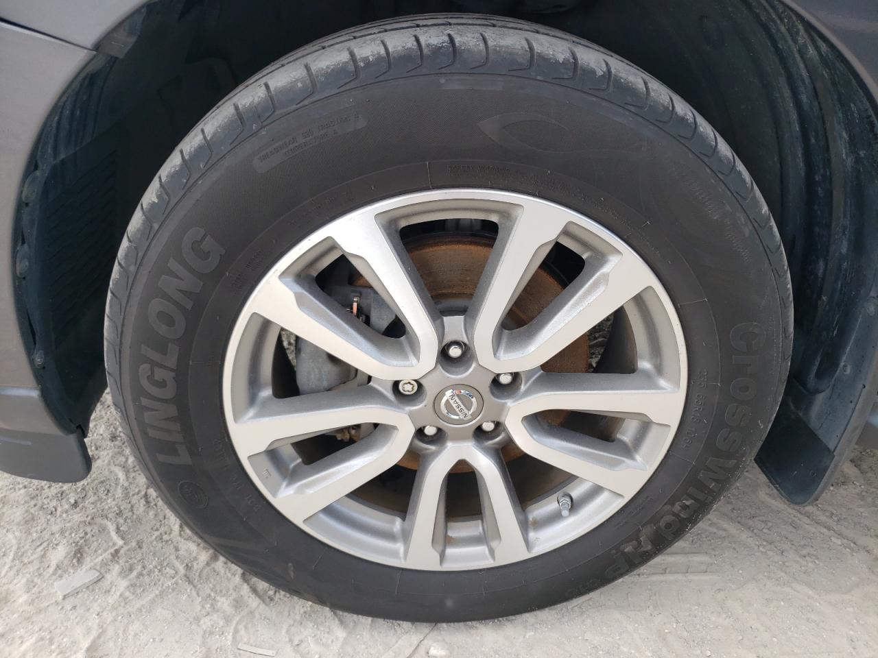 Photo 9 from auction – 2014 NISSAN PATHFINDER with VIN 5N1AR2MN4EC679252