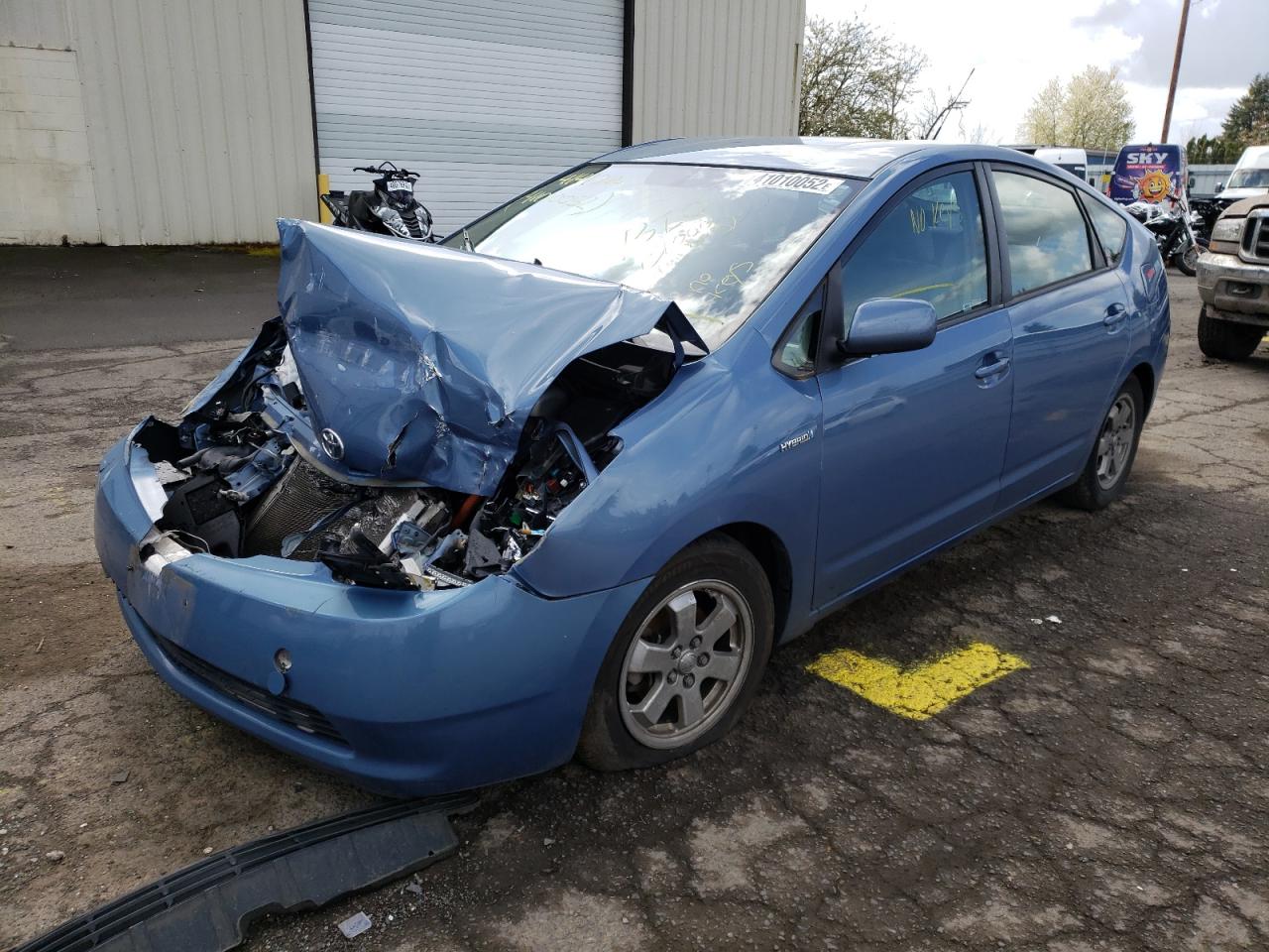 Photo 2 from auction – 2007 TOYOTA PRIUS with VIN JTDKB20U877667448