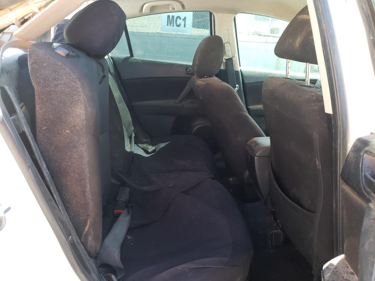 صورة رقم 6 من المزاد - 2010 MAZDA 3 I مع VIN JM1BL1SG9A1300972