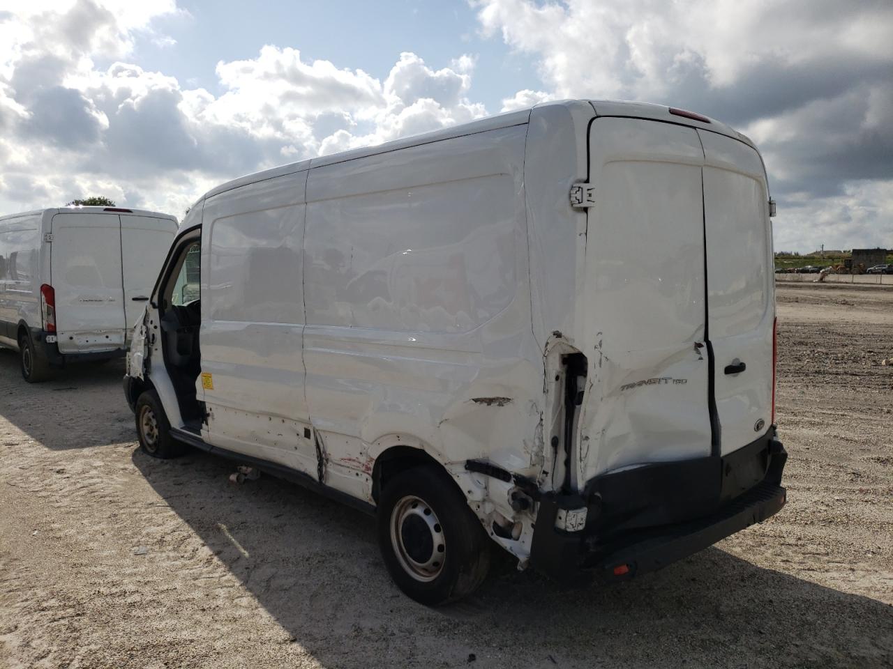 Photo 3 from auction – 2017 FORD TRANSIT T- with VIN 1FTYE2CM5HKA12160