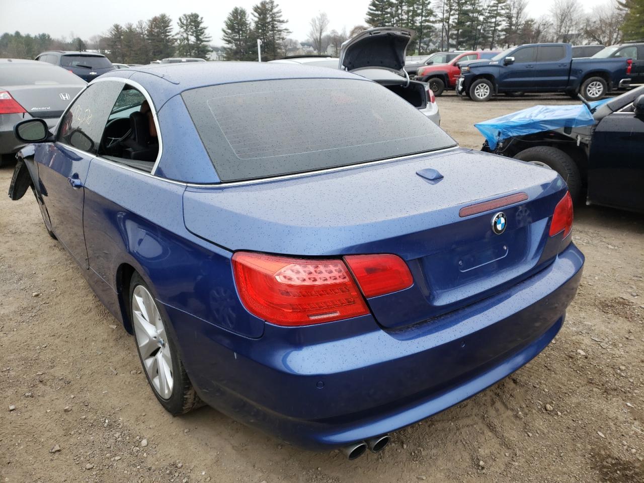 Photo 3 from auction – 2011 BMW 328 I SULE with VIN WBADW7C52BE543207