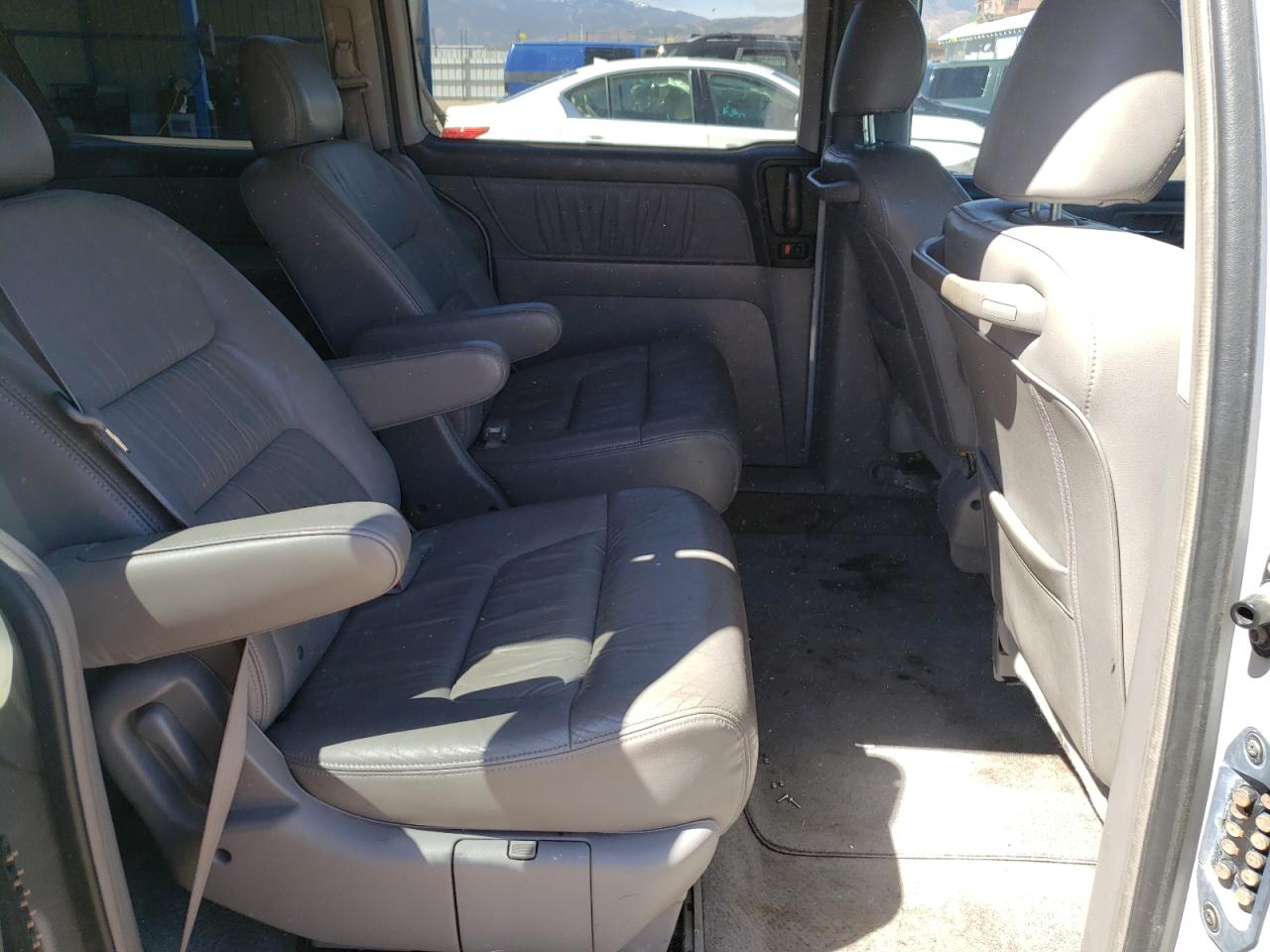 Photo 6 from auction – 2003 HONDA ODYSSEY EX with VIN 5FNRL18003B101117