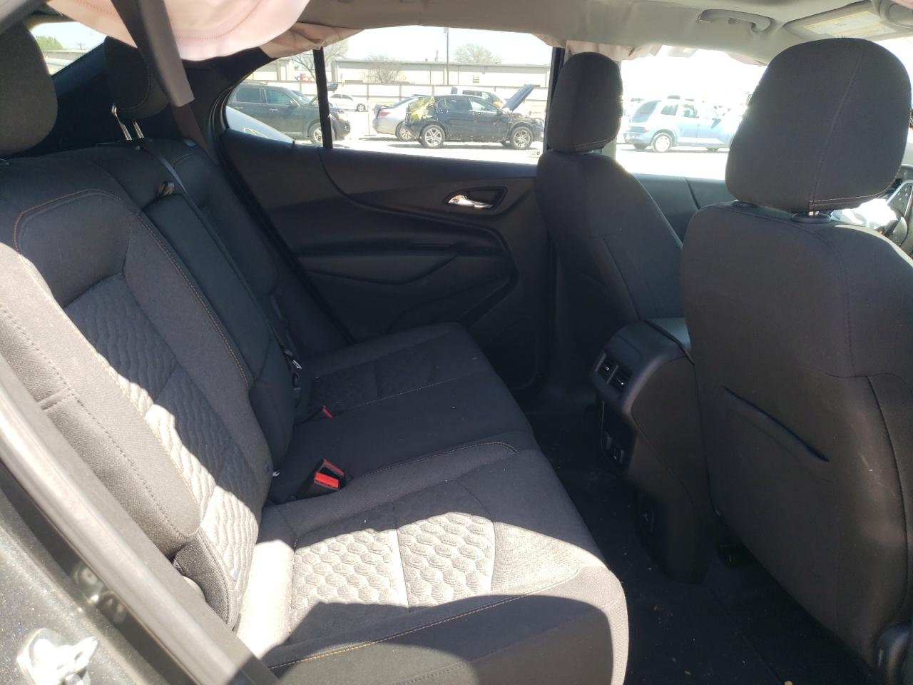 Photo 6 from auction – 2018 CHEVROLET EQUINOX LT with VIN 2GNAXJEV7J6226272