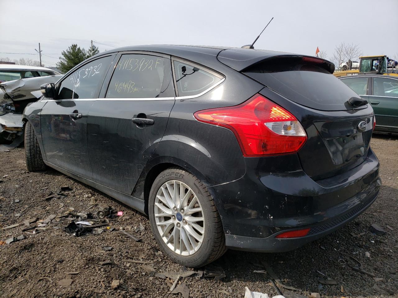 Photo 3 from auction – 2014 FORD FOCUS TITA with VIN 1FADP3N23EL409128