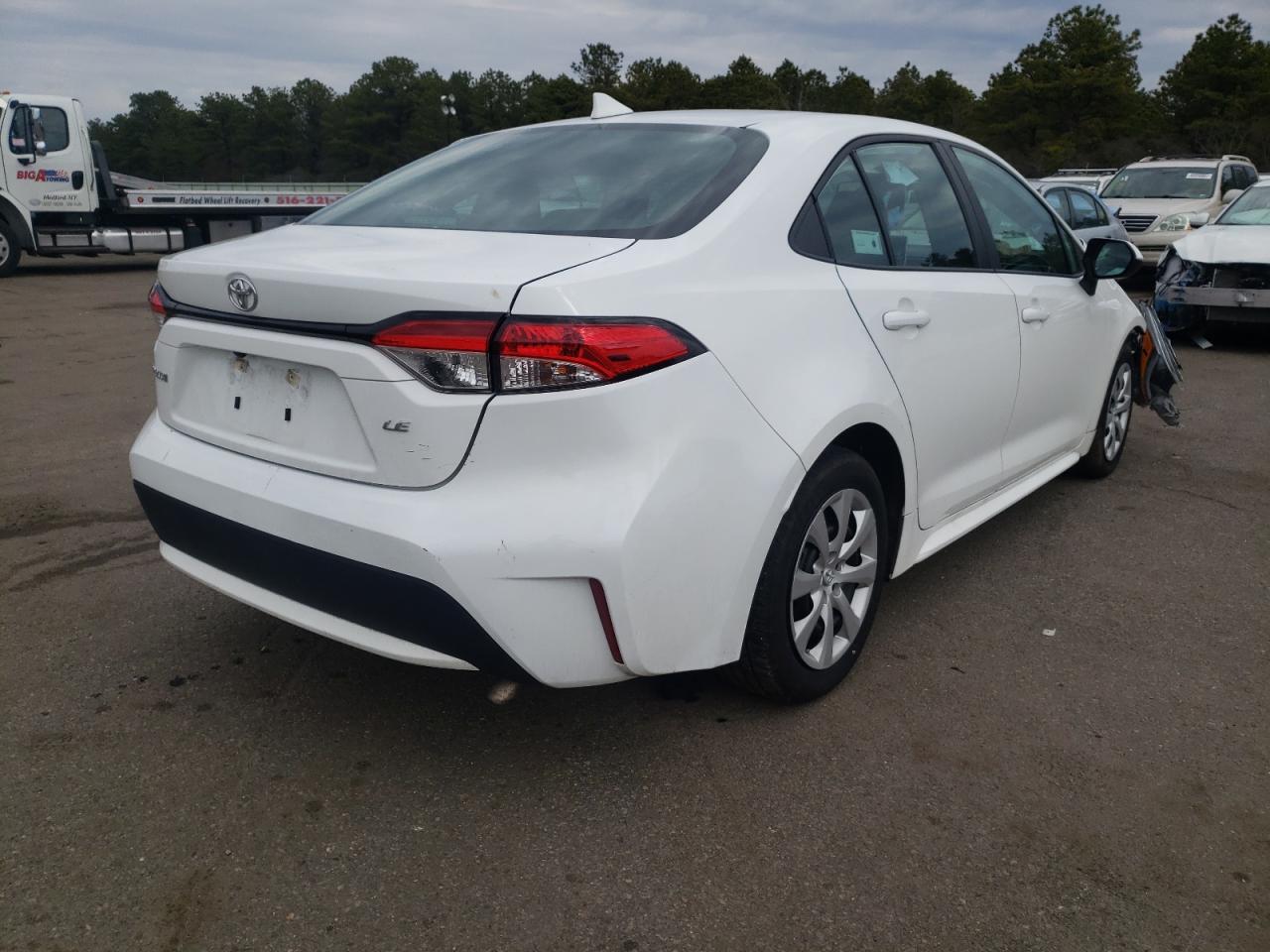 Photo 4 from auction – 2021 TOYOTA COROLLA LE with VIN 5YFEPMAE6MP169096