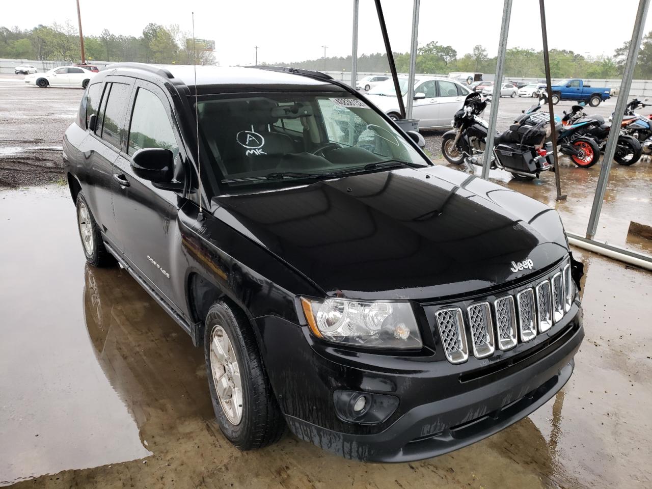 JEEP COMPASS LA 2017 with VIN 1C4NJCEBXHD198198 - Photo from auction