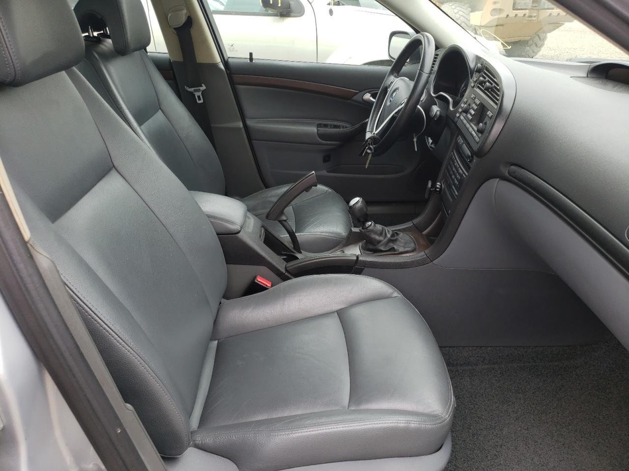 Photo 5 from auction – 2003 SAAB 9-3 ARC with VIN YS3FD46Y331045220