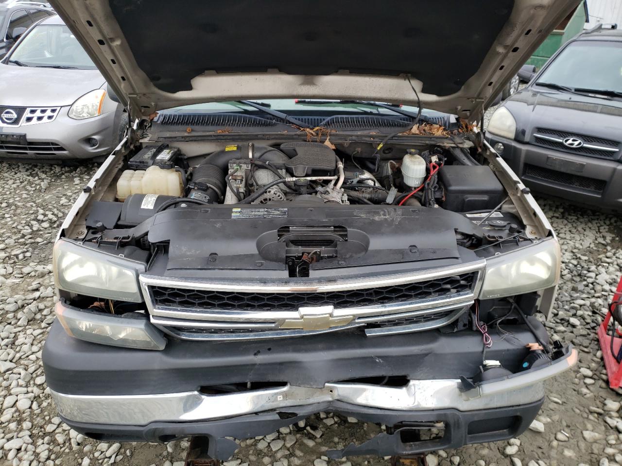 Photo 7 from auction – 2006 CHEVROLET SILVERADO with VIN 1GCHK29D36E274562