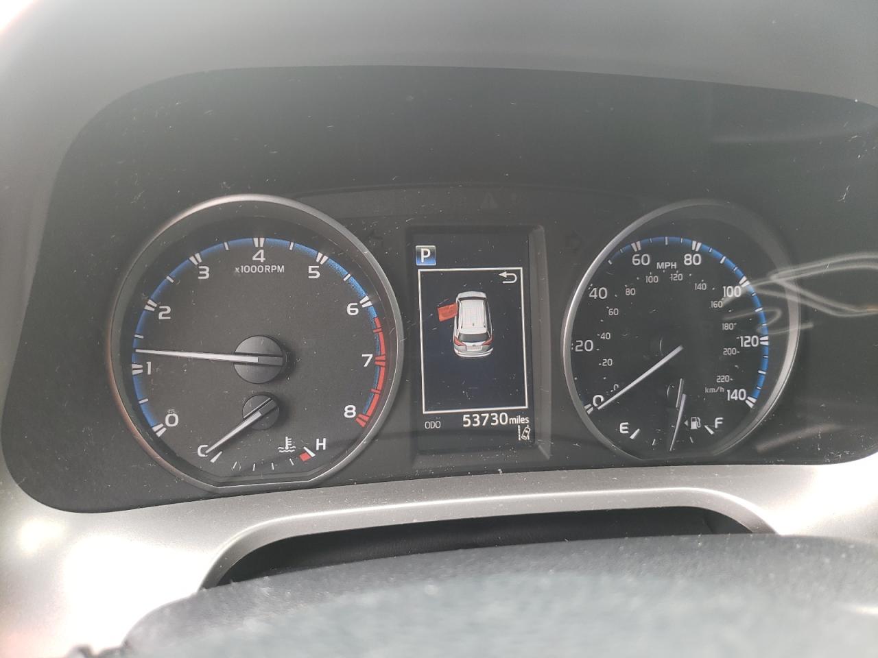 Photo 8 from auction – 2018 TOYOTA RAV4 LE with VIN JTMBFREV9JJ222807