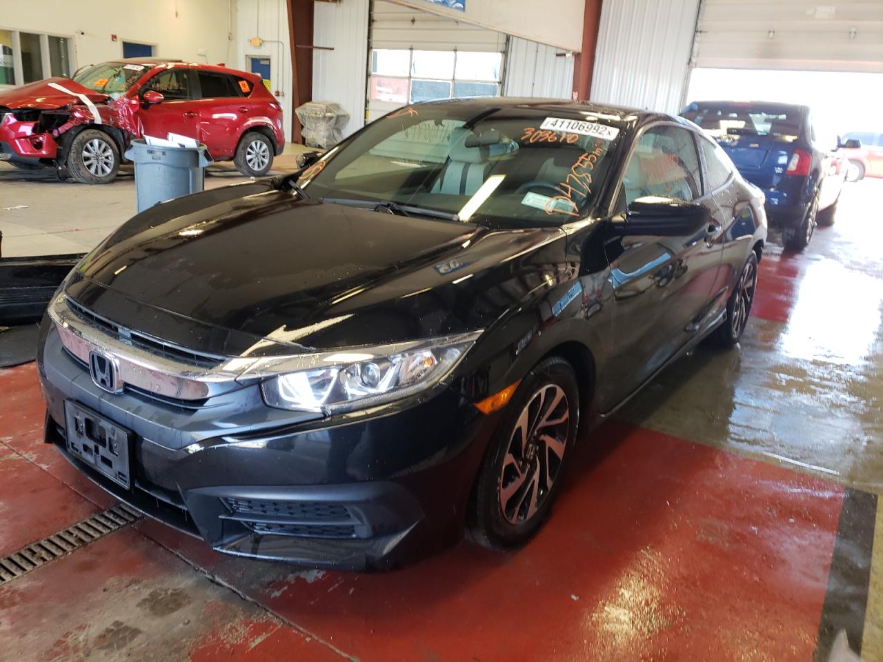 Photo 2 from auction – 2018 HONDA CIVIC LX with VIN 2HGFC4B00JH303610