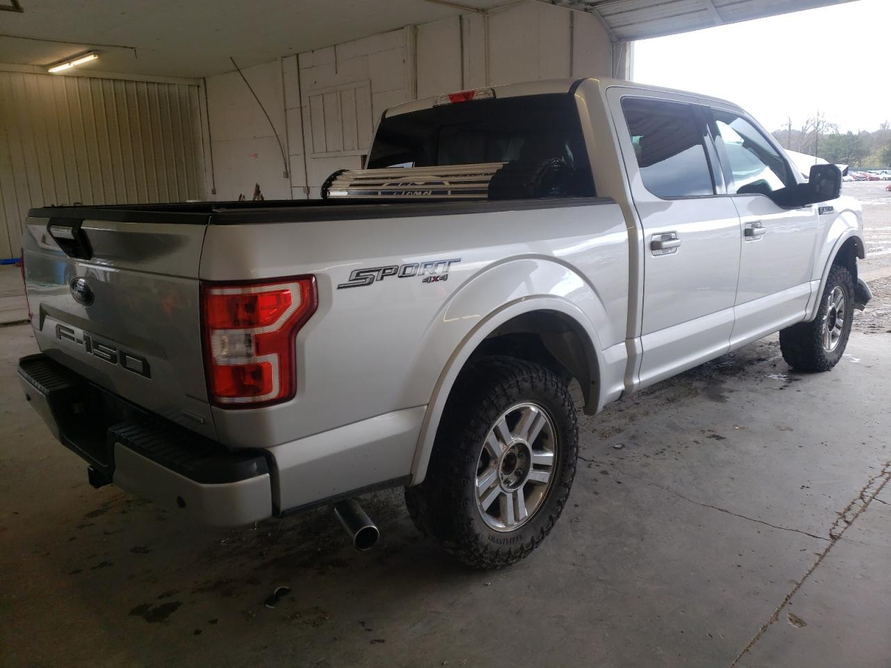 Photo 4 from auction – 2018 FORD F150 SUPER with VIN 1FTEW1EP8JFA92912
