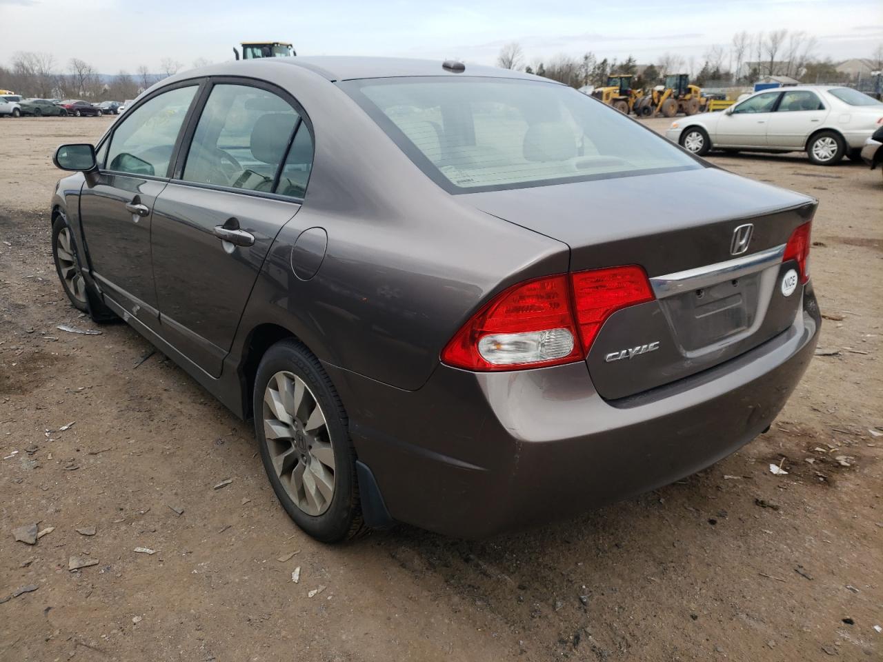 Photo 3 from auction – 2010 HONDA CIVIC EXL with VIN 19XFA1F98AE007063