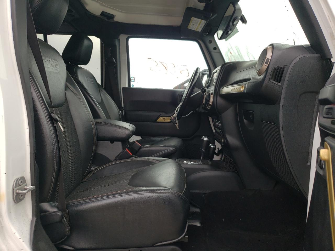 Photo 5 from auction – 2016 JEEP WRANGLER U with VIN 1C4BJWEG4GL336967