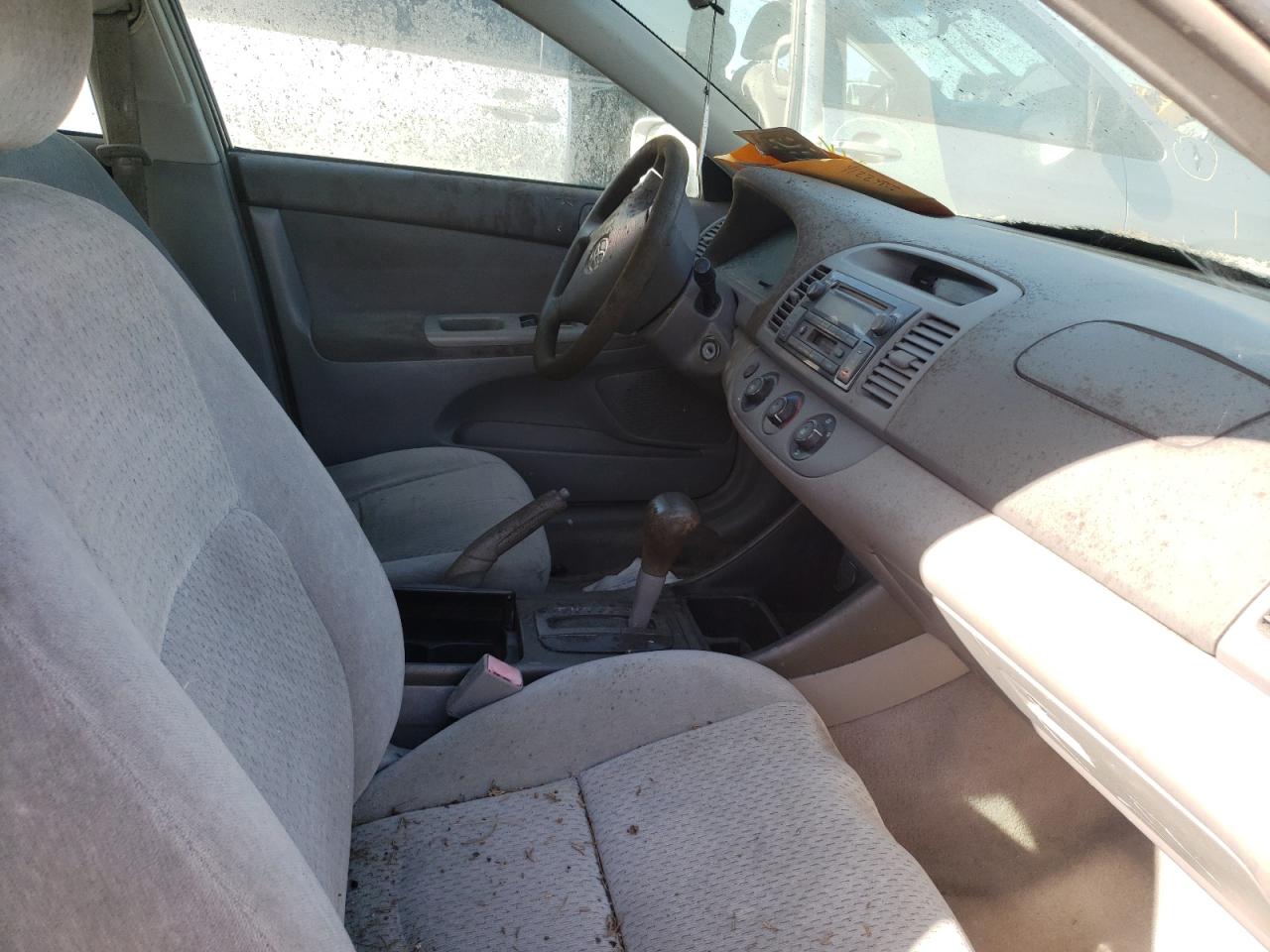 Photo 5 from auction – 2003 TOYOTA CAMRY LE with VIN 4T1BE32K43U163933