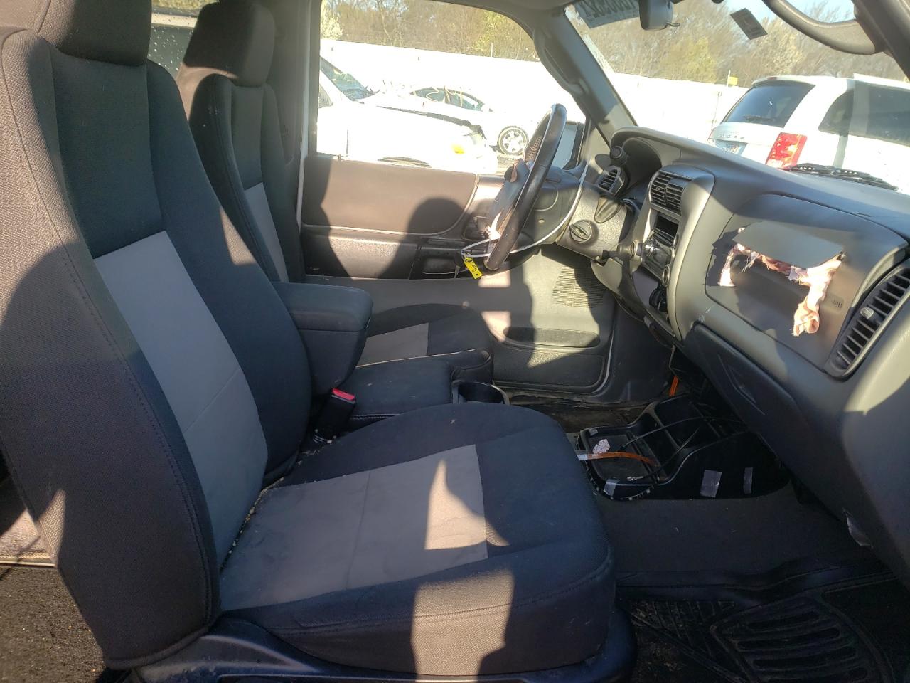 Photo 5 from auction – 2007 FORD RANGER SUP with VIN 1FTYR44E97PA16043
