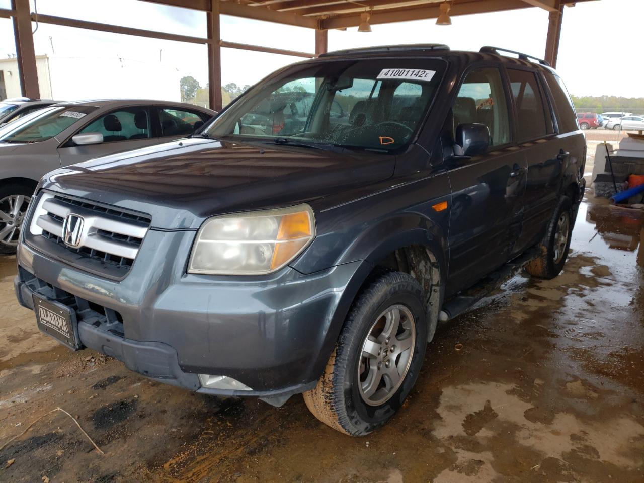Photo 2 from auction – 2006 HONDA PILOT EX with VIN 5FNYF28506B042370