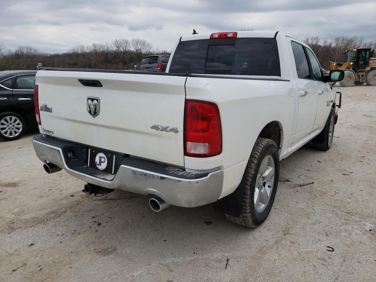 Photo 4 from auction – 2015 RAM 1500 SLT with VIN 1C6RR7LM8FS730733