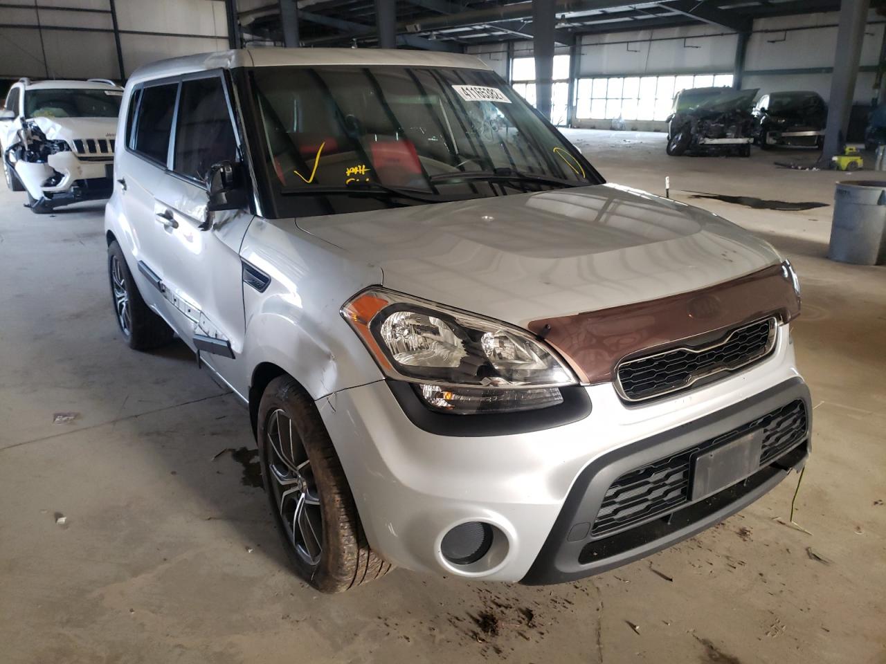 KIA SOUL + 2013 with VIN KNDJT2A68D7529591 - Photo from auction