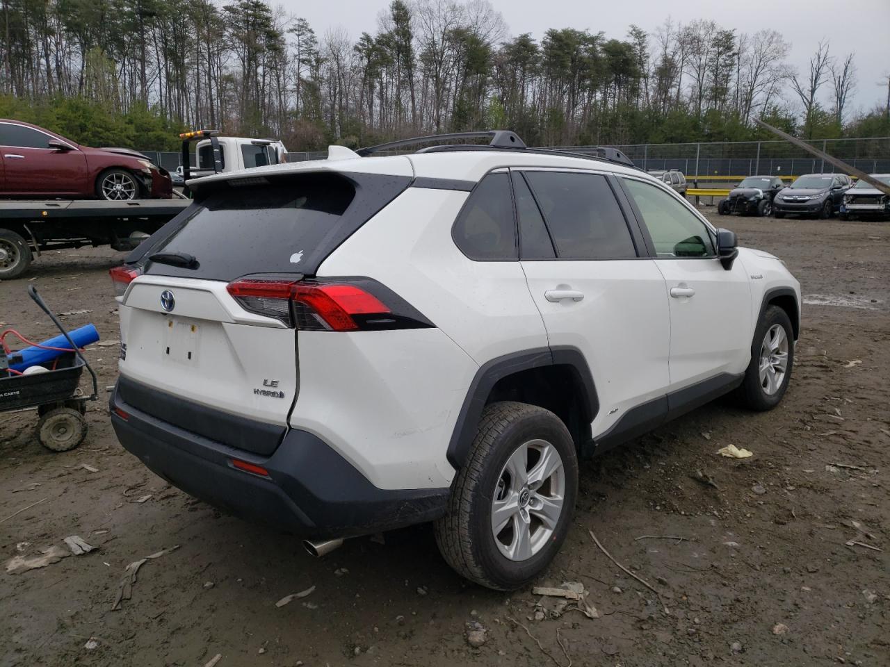 Photo 4 from auction – 2021 TOYOTA RAV4 LE with VIN JTMLWRFV8MD127760