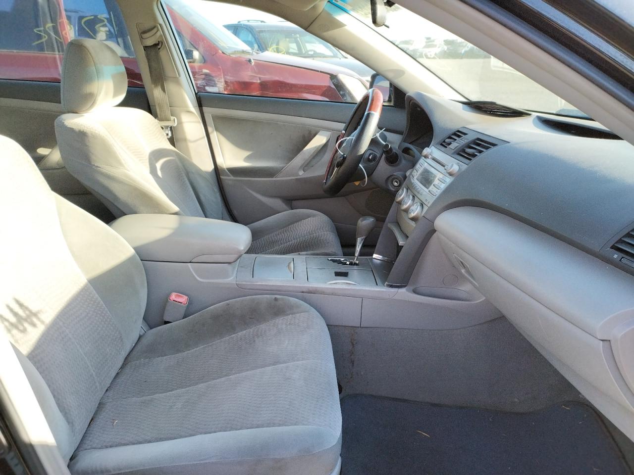 Фото 5 с аукциона – 2011 TOYOTA CAMRY BASE с VIN 4T1BF3EKXBU769745