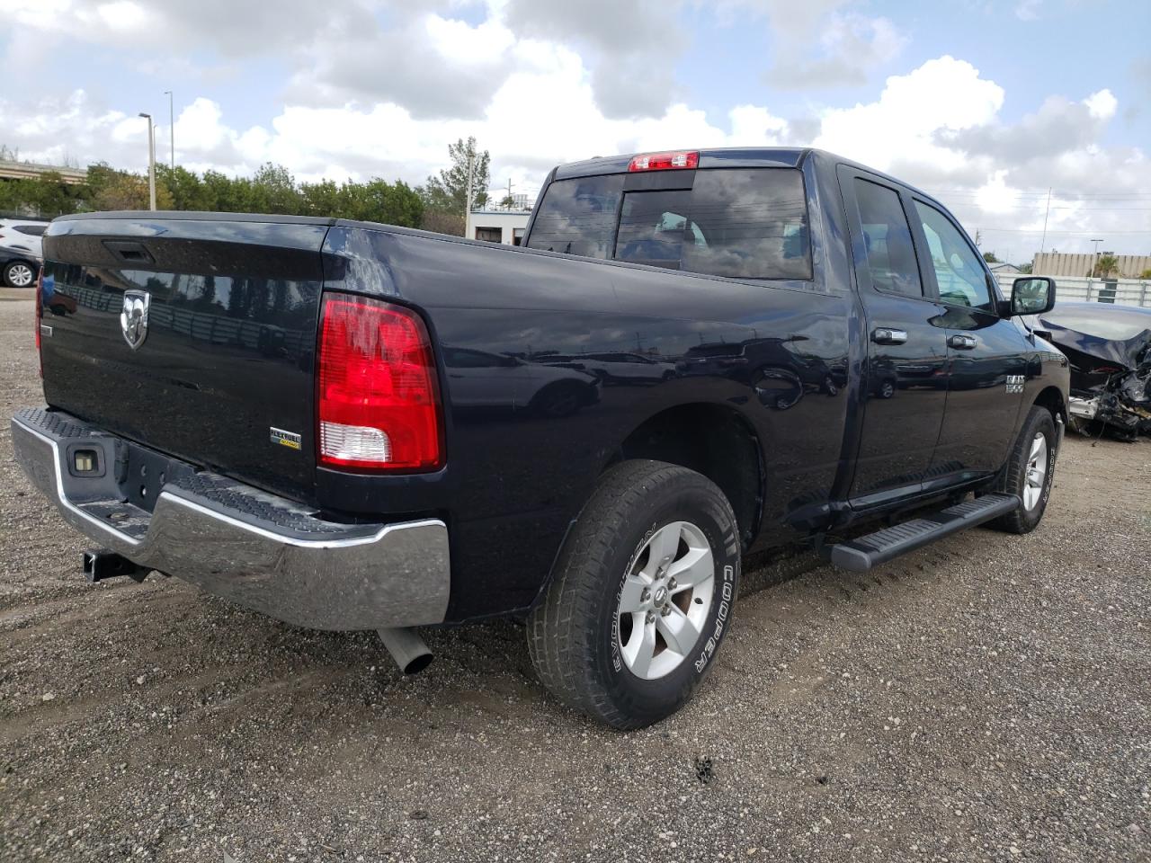 Photo 4 from auction – 2016 RAM 1500 SLT with VIN 1C6RR6GGXGS227138