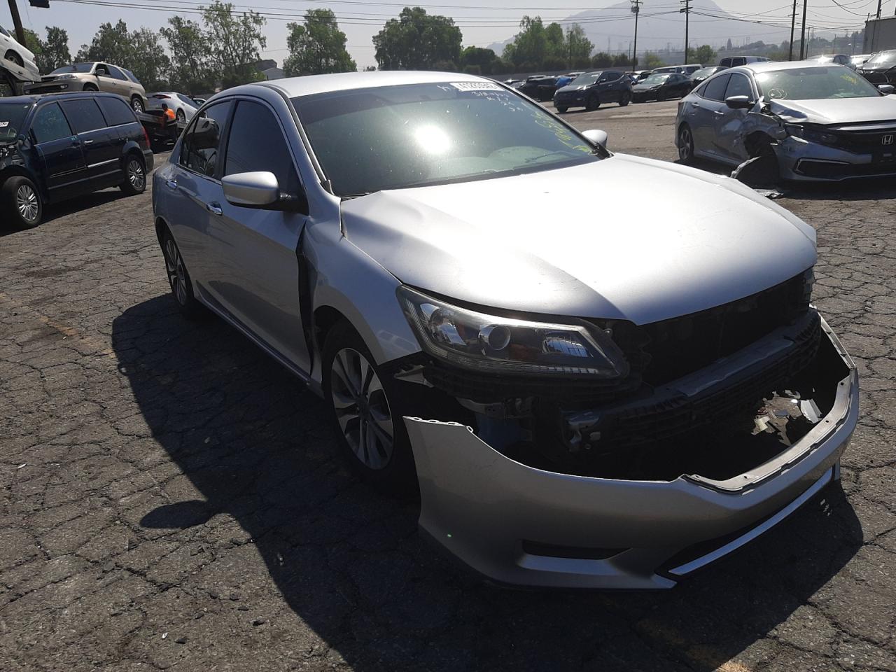 HONDA ACCORD LX 2015 with VIN 1HGCR2F31FA102332 - Photo from auction