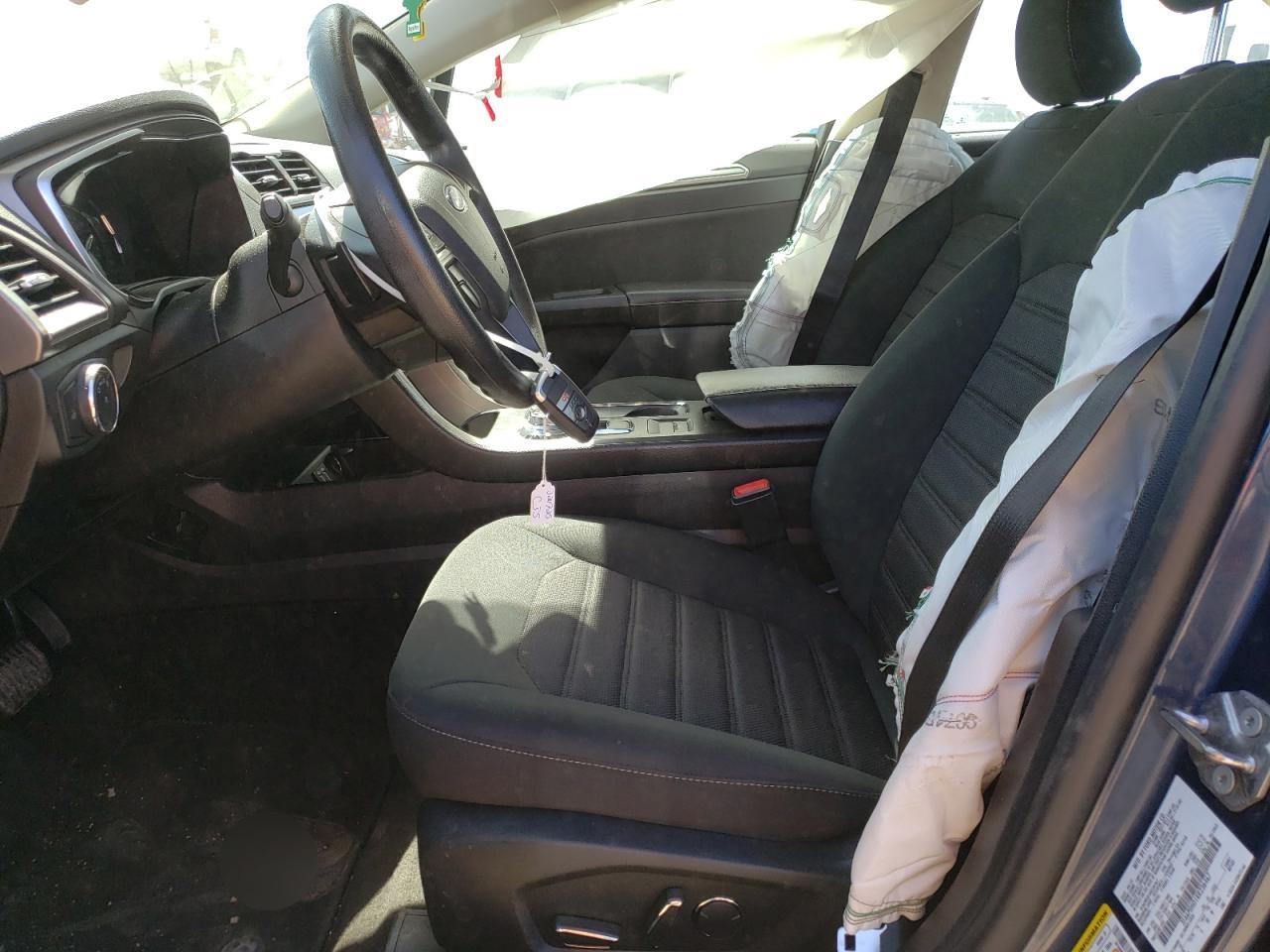 Photo 5 from auction – 2019 FORD FUSION SE with VIN 3FA6P0HD1KR236467