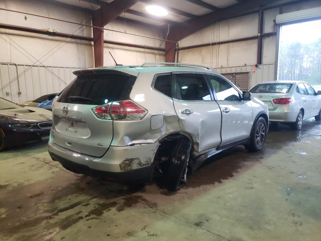 Photo 4 from auction – 2016 NISSAN ROGUE S with VIN 5N1AT2MT7GC882350