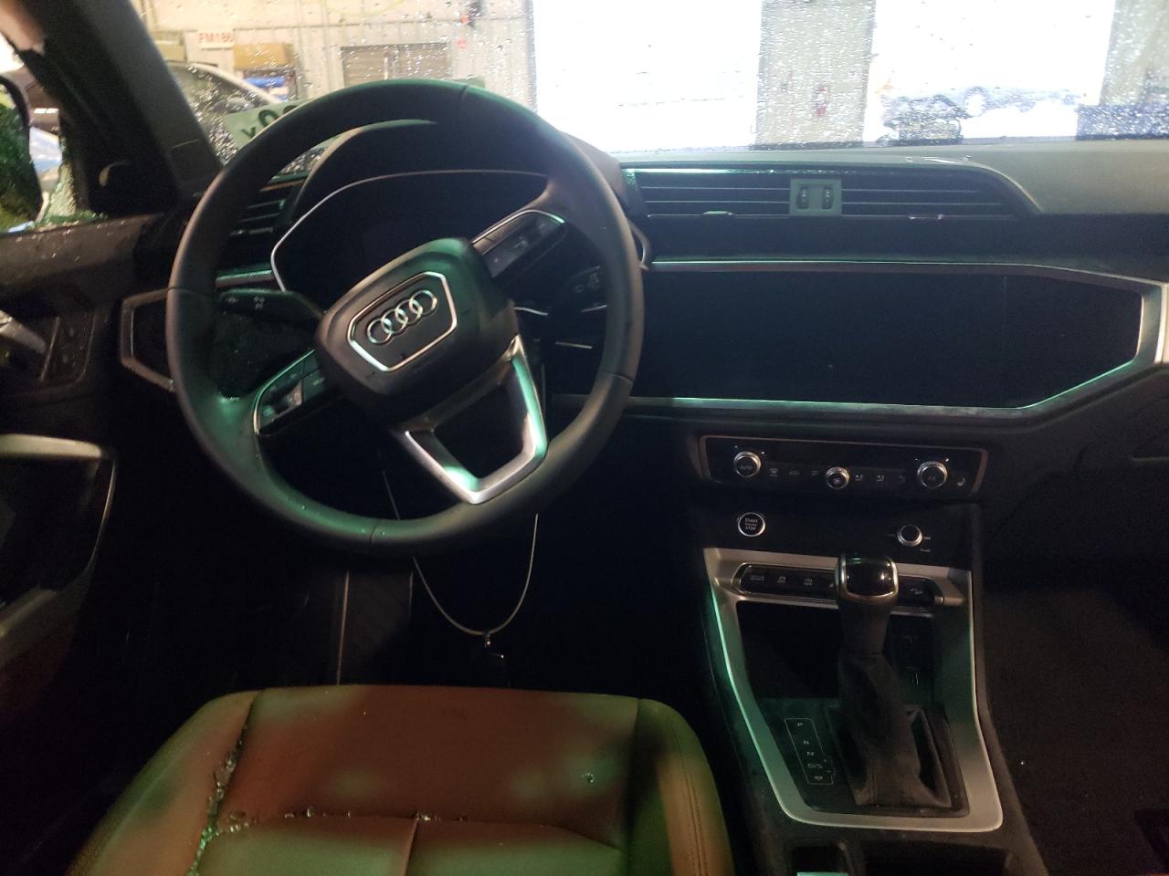 Photo 9 from auction – 2021 AUDI Q3 PREMIUM with VIN WA1AUCF37M1095193