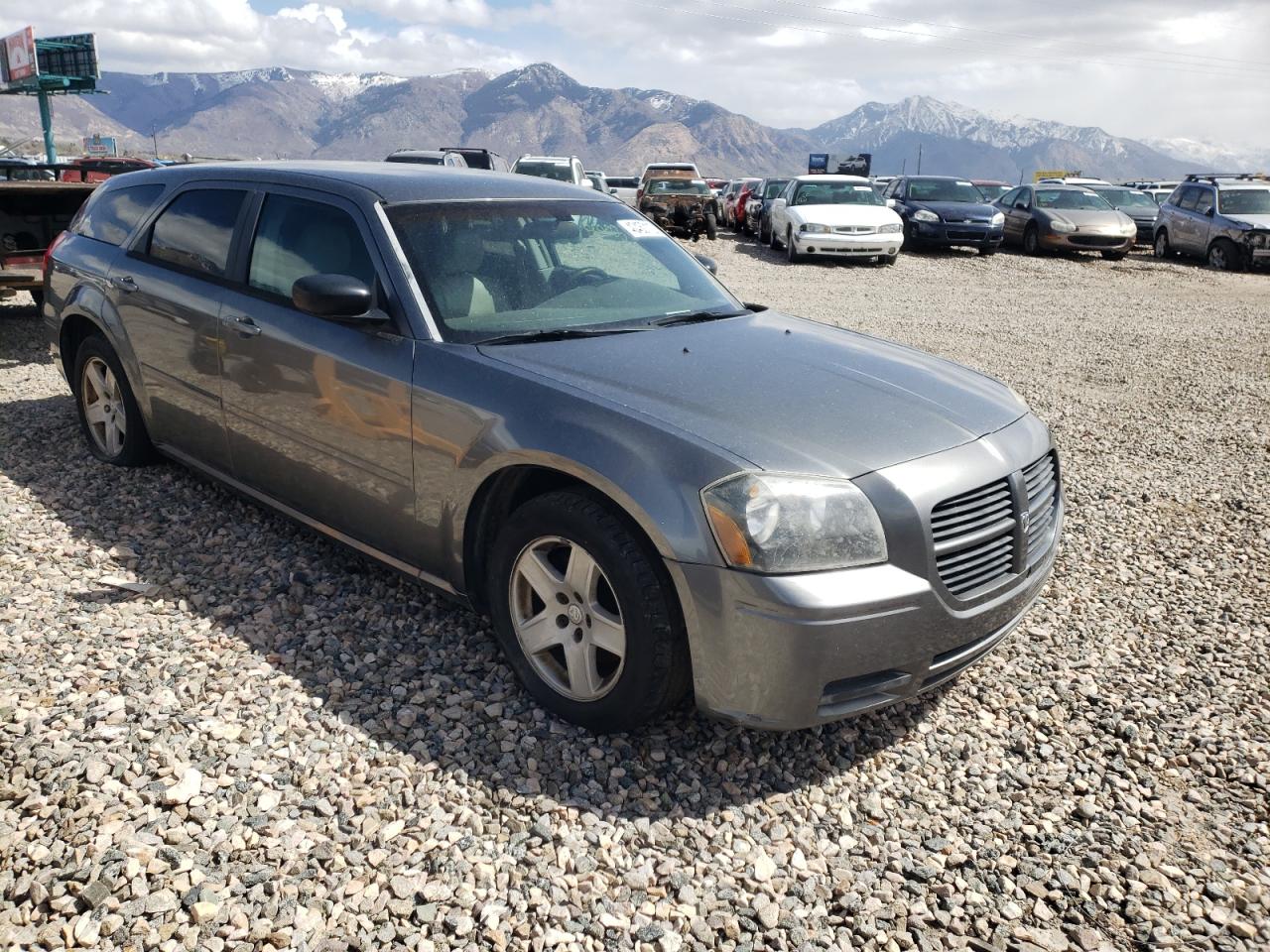 DODGE MAGNUM SXT 2005 with VIN 2D4FV48V25H515638 - Photo from auction