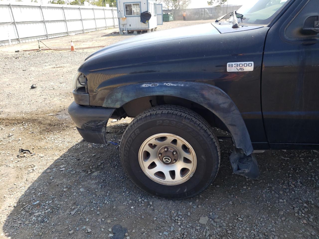 Photo 9 from auction – 2002 MAZDA B3000 with VIN 4F4YR16U82TM18095