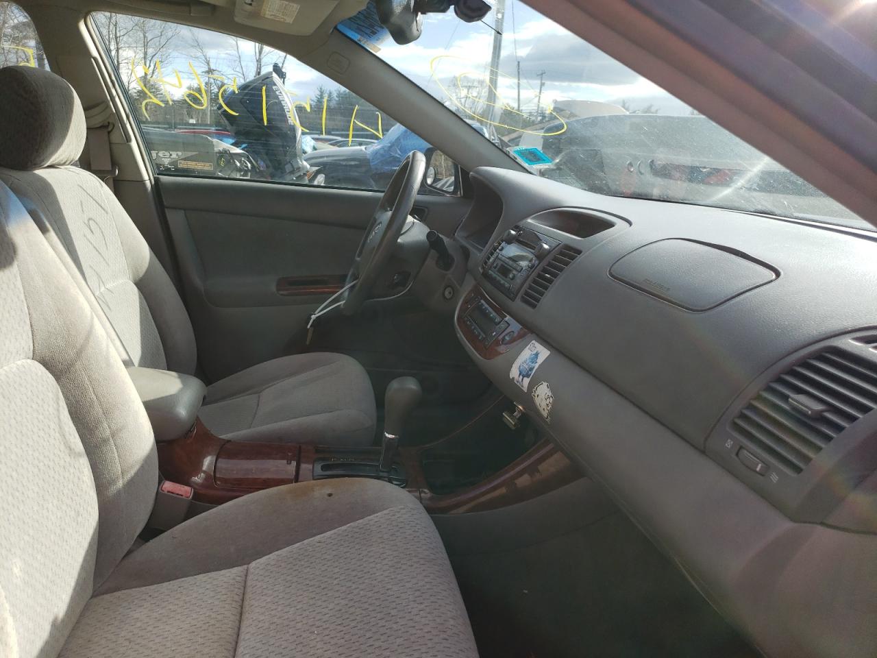 Photo 5 from auction – 2003 TOYOTA CAMRY LE with VIN 4T1BE30K13U193586