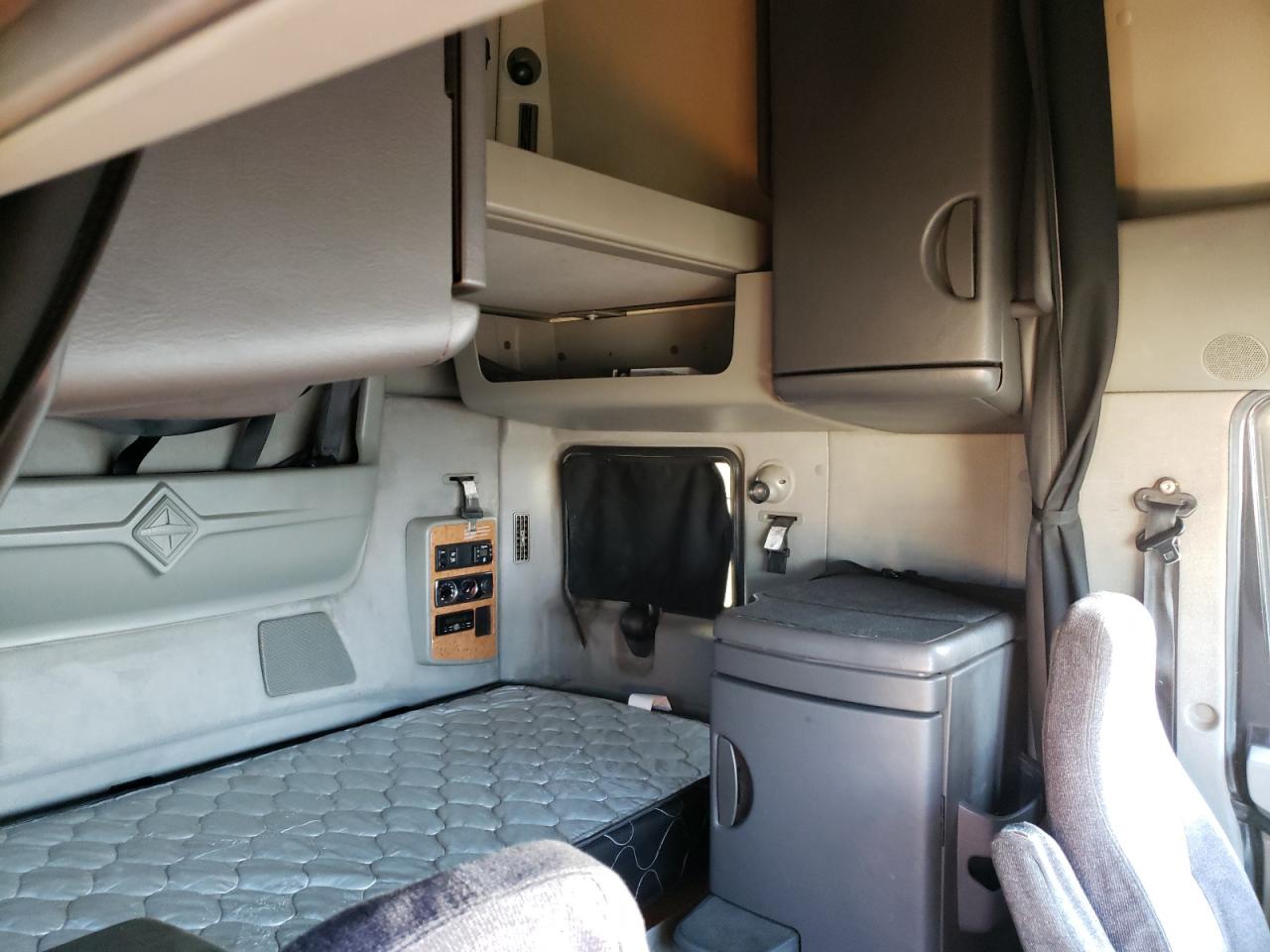 Photo 6 from auction – 2011 INTERNATIONAL PROSTAR PR with VIN 3HSCUAPR5BN187779
