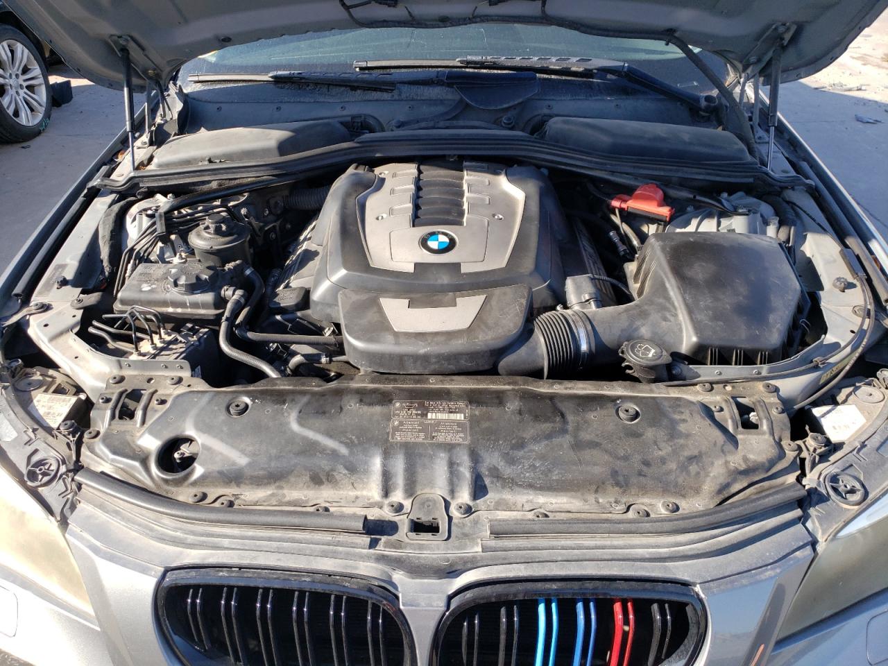 Photo 7 from auction – 2008 BMW 550 I with VIN WBANW53528CT53419
