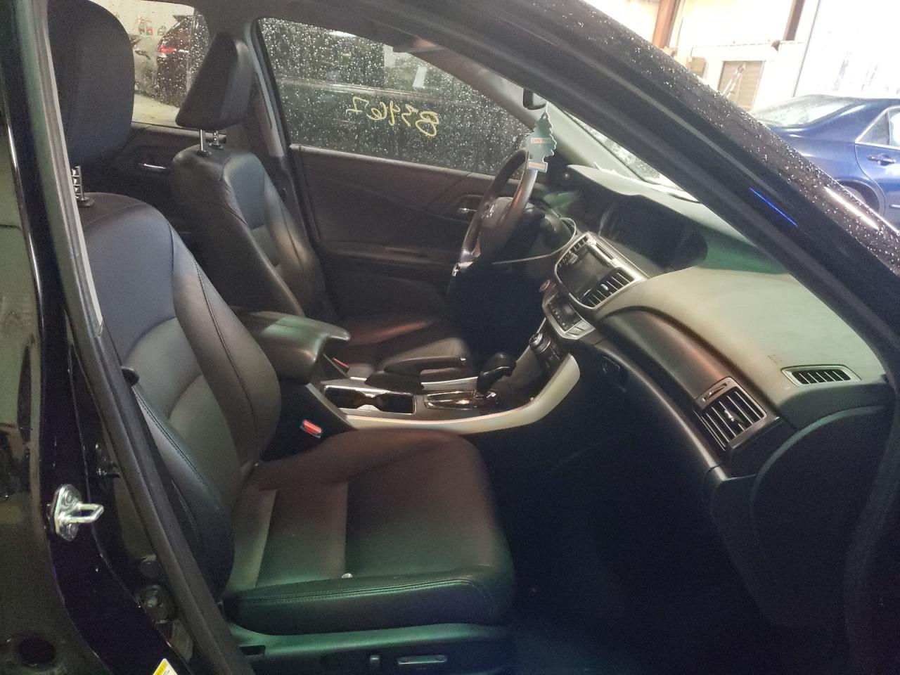 Photo 5 from auction – 2014 HONDA ACCORD EXL with VIN 1HGCR3F88EA030951
