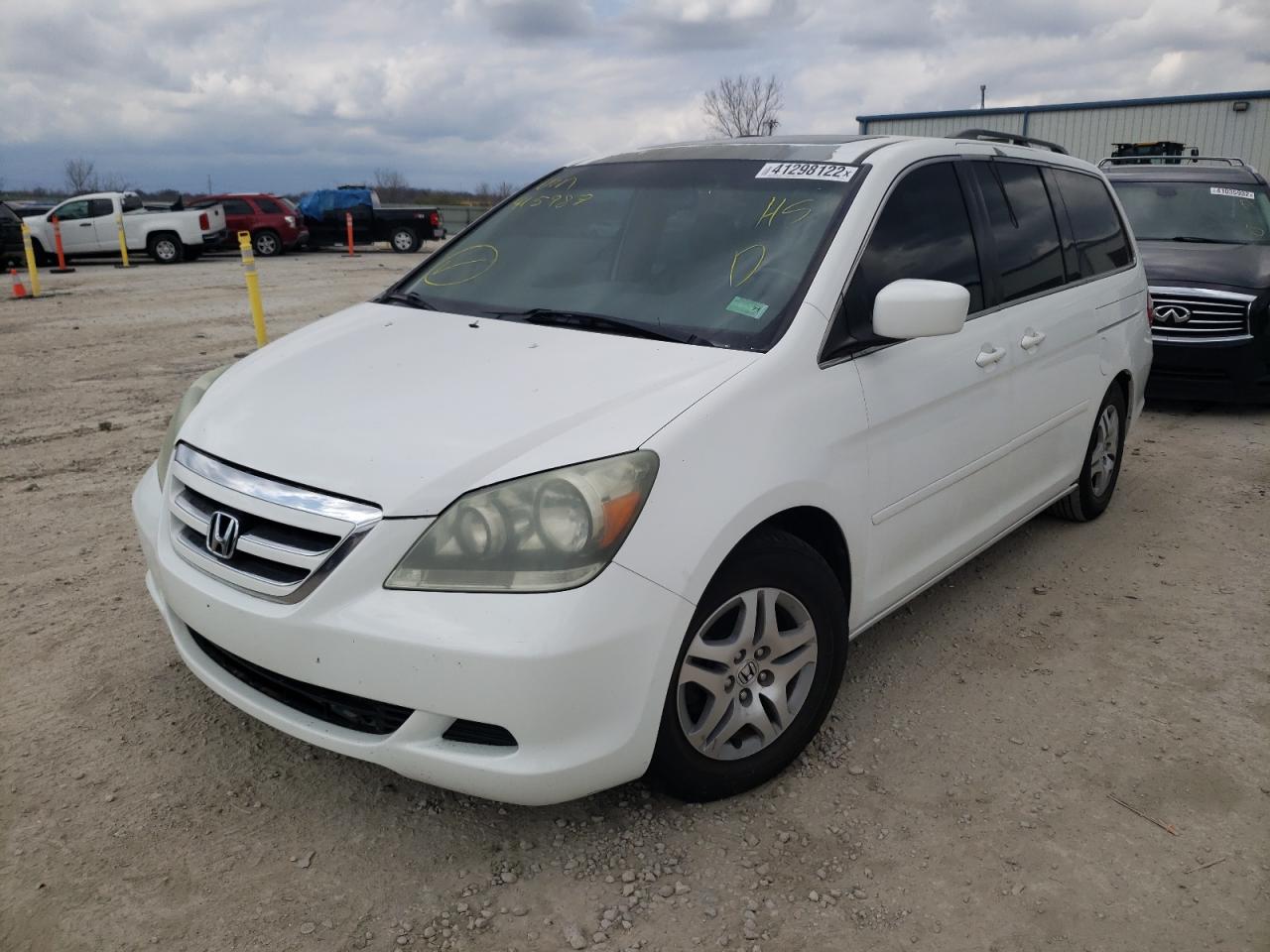 Photo 2 from auction – 2006 HONDA ODYSSEY EX with VIN 5FNRL38666B415987