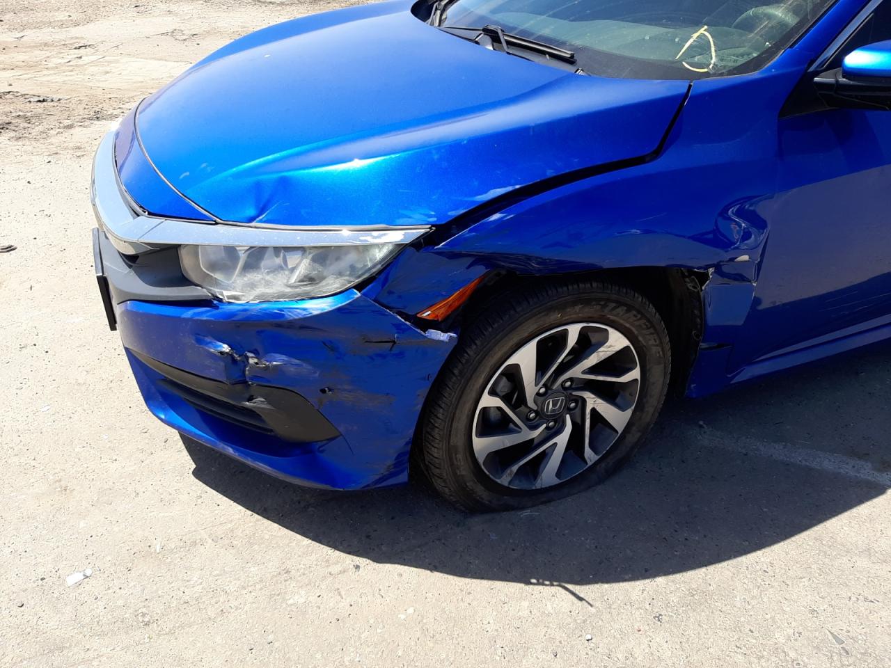 Photo 9 from auction – 2016 HONDA CIVIC EX with VIN 19XFC2F75GE226182