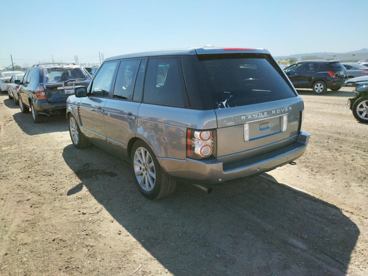 Photo 3 from auction – 2012 LAND ROVER RANGE ROVE with VIN SALMF1E48CA361582