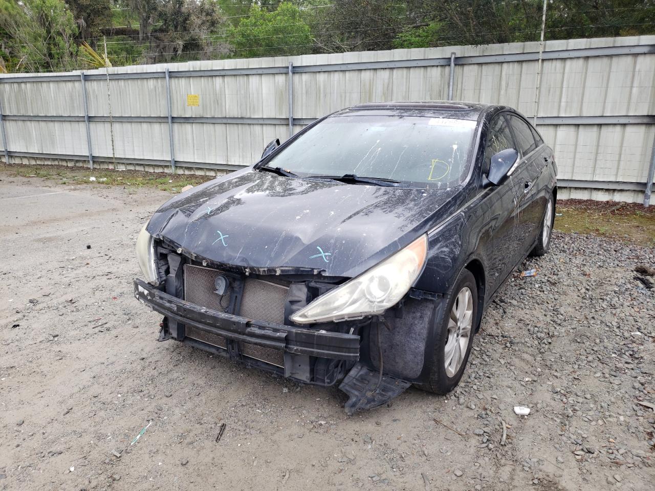 Photo 2 from auction – 2011 HYUNDAI SONATA SE with VIN 5NPEC4AC8BH301621